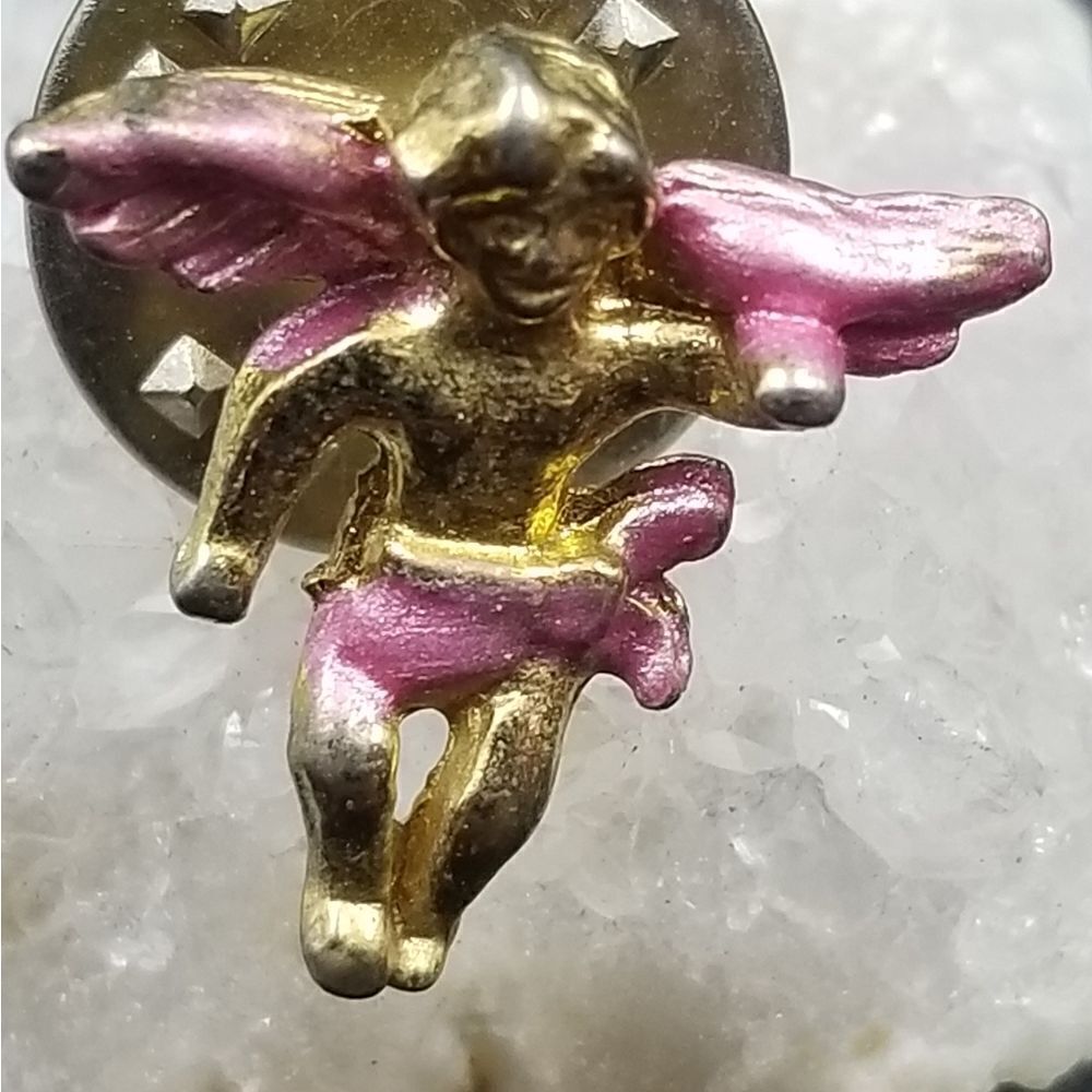 Pink cloth cherub angel pin. PI12